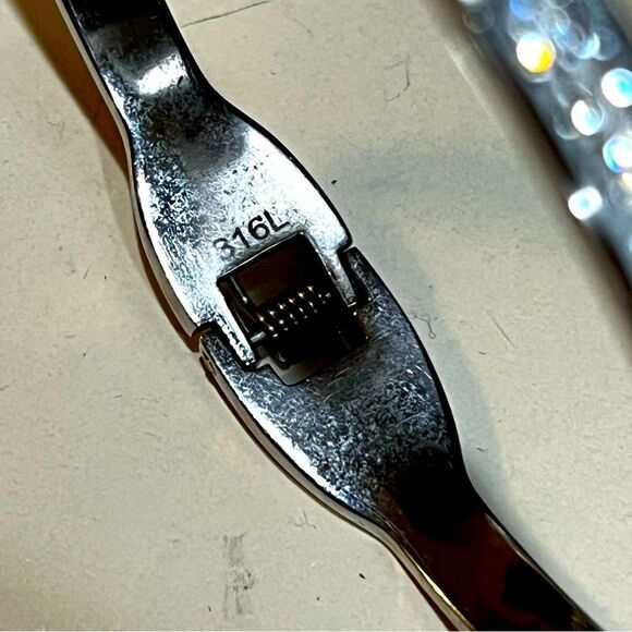 Thin H-Shaped CZ Bangle 316L see inside stamp slip on style hinge to open - Picture 2 of 7